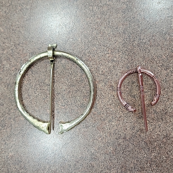 Irish Sweater/Jacket/Scarf Pins!!! - Picture 2 of 8